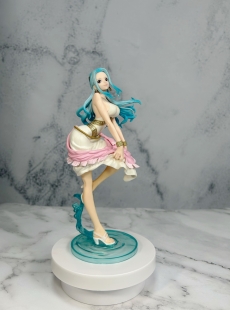 Vivi -GLITTER & GLAMOURS